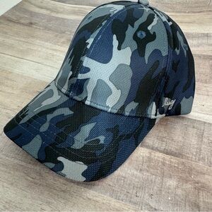 NWT Lug Topper Navy Hat